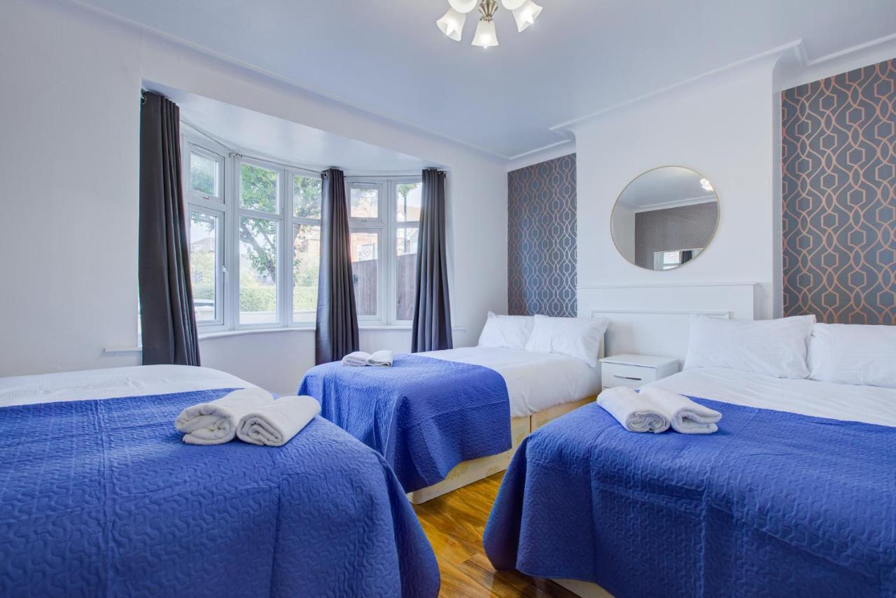 Twin Towerd Hotel Londra Esterno foto