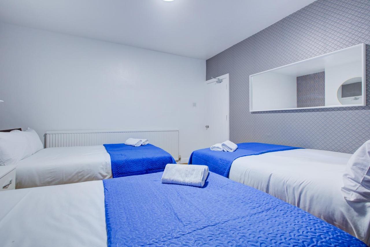 Twin Towerd Hotel Londra Esterno foto