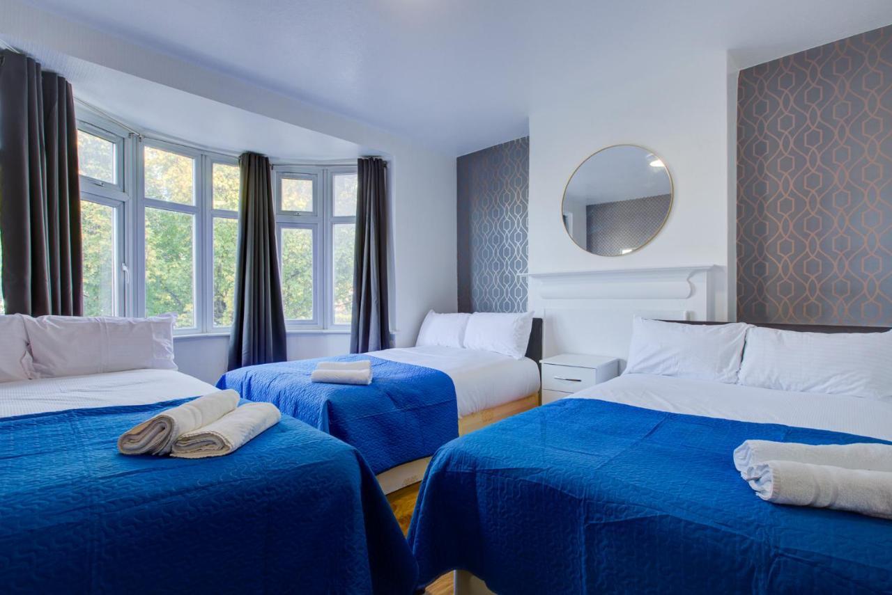 Twin Towerd Hotel Londra Esterno foto